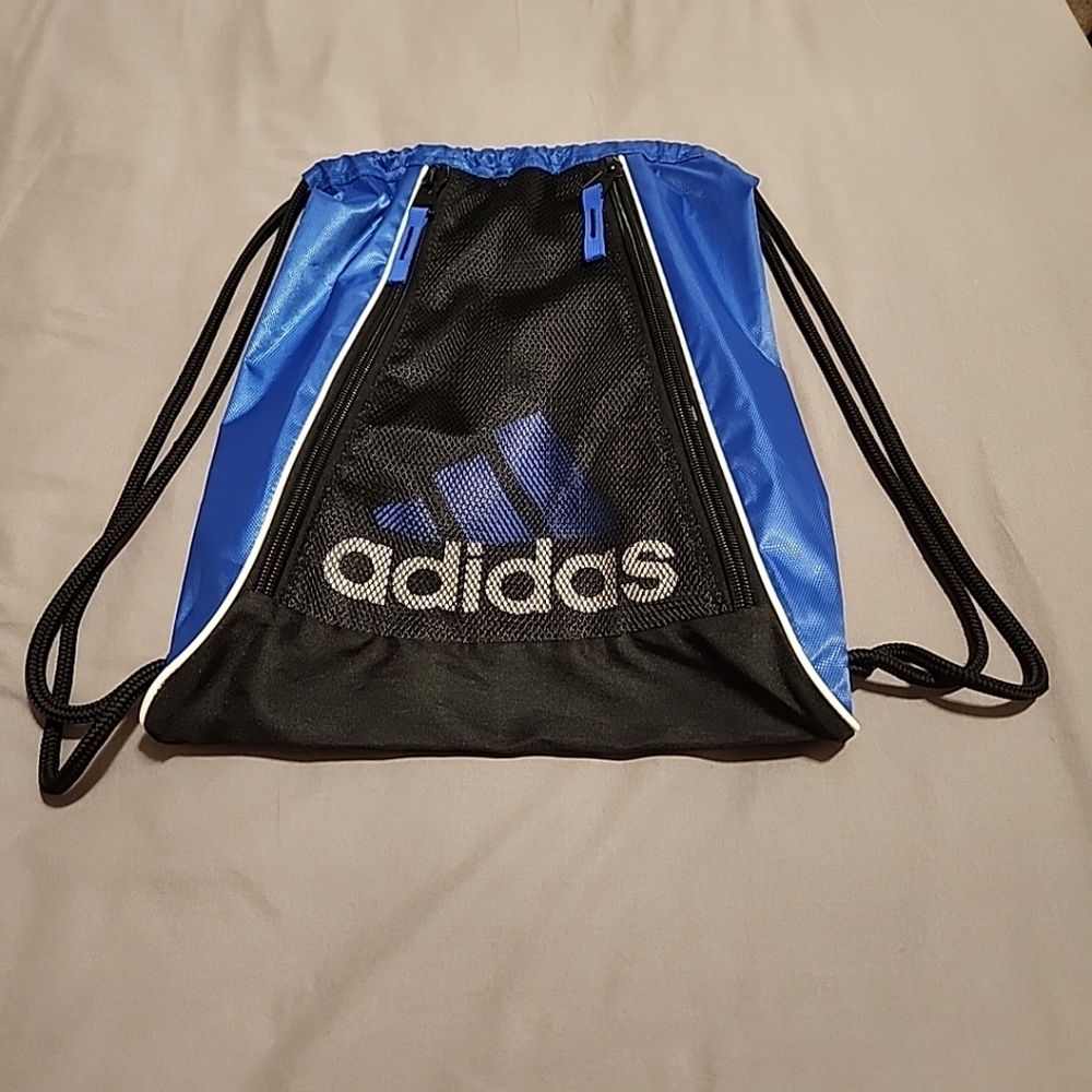 Adidas drawstring bag - Picture 3 of 4